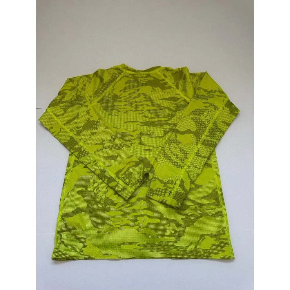 GapFit Kids Neon Green Camo Long Sleeve Athletic Shirt Size M 8-9